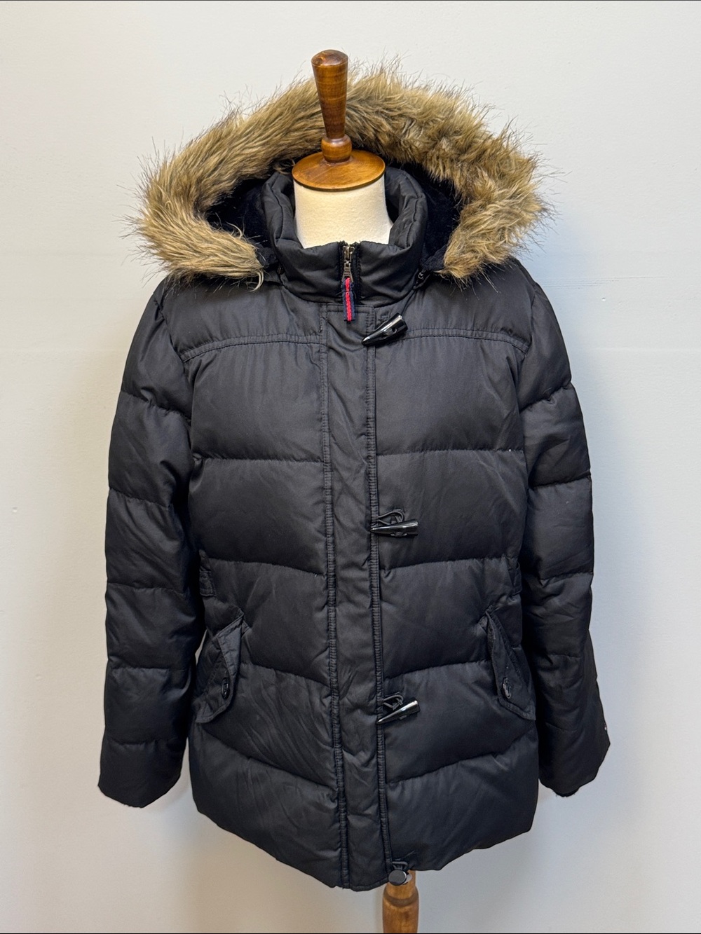 Tommy Hilfiger down filled puffer jacket women’s sz XL